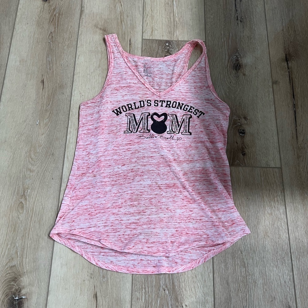 WORLD Strongest Mom Tank Top, Pink, Small